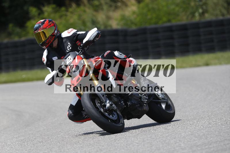 /27 12.06.2025 Ducati Schweiz Trackday Warmup  ADR/gruen-vert/22